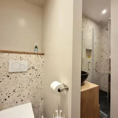 La De Champlain Terrace Center 2 Guests Apartamento