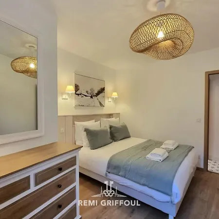 Appartement La De Champlain Terrace Center 2 Guests *