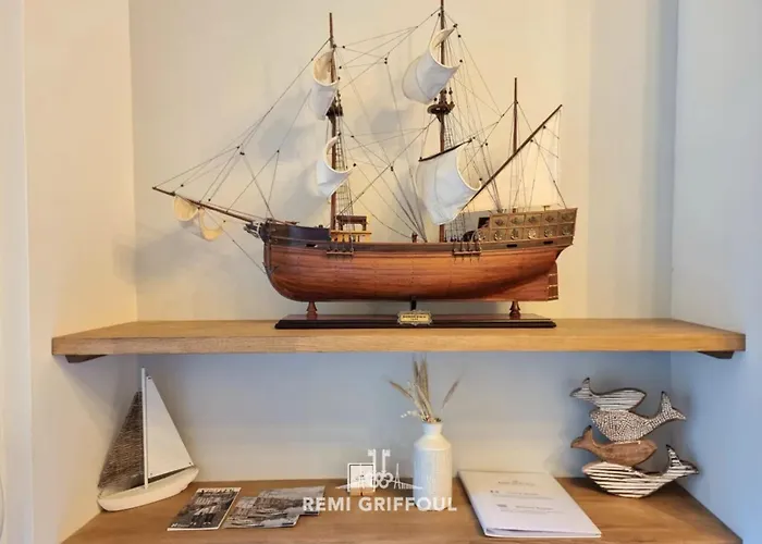 Appartement La De Champlain Terrace Center 2 Guests