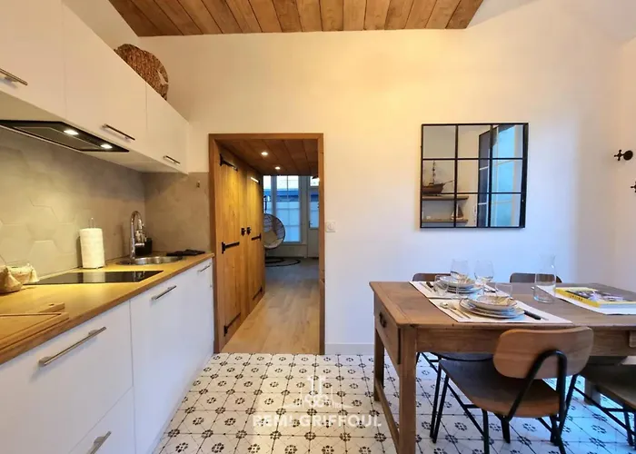 Appartement La De Champlain Terrace Center 2 Guests *