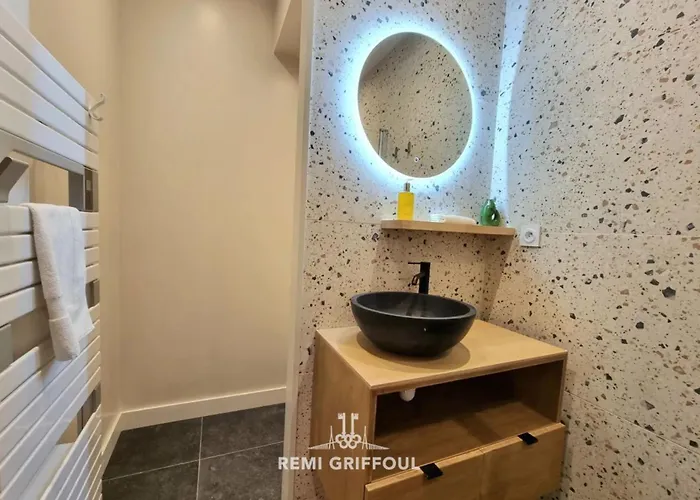 La De Champlain Terrace Center 2 Guests * הונפלר